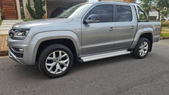 VOLKSWAGEN AMAROK 3.0 V6 TDI DIESEL HIGHLINE CD 4MOTION AUTOMÁTICO